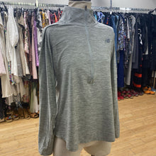 Load image into Gallery viewer, New Balance sweater L
