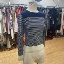 Load image into Gallery viewer, Brooks Brothers vintage merino wool sweater S
