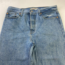 Load image into Gallery viewer, Levis wedgie Straight 29