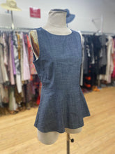 Load image into Gallery viewer, Banana Republic (outlet) peplum top 4