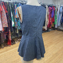 Load image into Gallery viewer, Banana Republic (outlet) peplum top 4