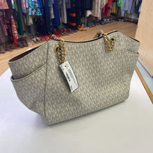 Load image into Gallery viewer, Michael Kors handbag
