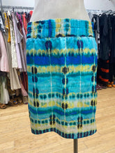 Load image into Gallery viewer, Banana Republic Silk skirt 10