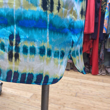 Load image into Gallery viewer, Banana Republic Silk skirt 10