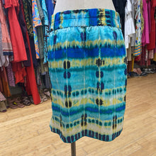 Load image into Gallery viewer, Banana Republic Silk skirt 10