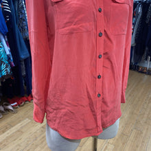 Load image into Gallery viewer, Vince Camuto silk top XS