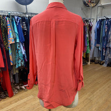 Load image into Gallery viewer, Vince Camuto silk top XS
