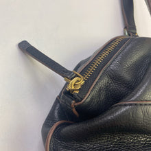 Load image into Gallery viewer, Fossil handbag