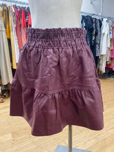 Load image into Gallery viewer, Anthropologie pull on pleather skirt NWT S