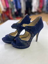 Load image into Gallery viewer, Enzo Angiolini suede/glitter heels 7
