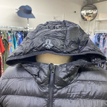 Load image into Gallery viewer, TNA Botanie Super Light Packable coat S