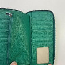 Load image into Gallery viewer, Matt & Nat full zip wallet NWOT
