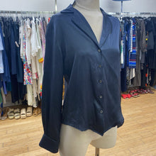 Load image into Gallery viewer, Velvet satin top XS