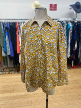 Load image into Gallery viewer, Talbots floral button up L