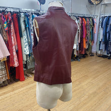 Load image into Gallery viewer, Coldwater Creek leather vest M