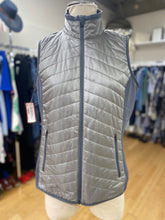 Load image into Gallery viewer, Marmot quilted vest L