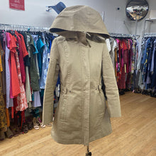 Load image into Gallery viewer, Mackage light coat M