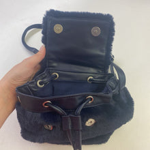 Load image into Gallery viewer, Swarovski fur backpack