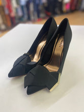 Load image into Gallery viewer, Ted Baker satin bow pumps 10