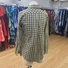 Load image into Gallery viewer, Banana Republic plaid shirt S