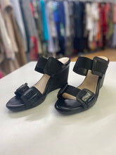 Load image into Gallery viewer, Aquatalia wedge sandals 8