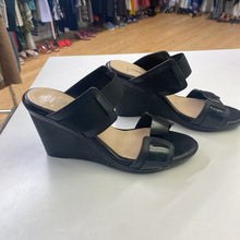 Load image into Gallery viewer, Aquatalia wedge sandals 8