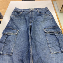Load image into Gallery viewer, AGolde Minka jeans 30