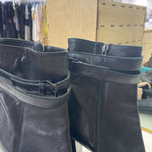 Load image into Gallery viewer, Ann demeulemeester boots 41