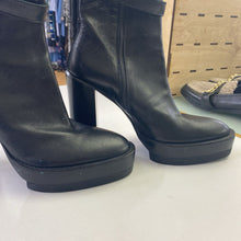 Load image into Gallery viewer, Ann demeulemeester boots 41