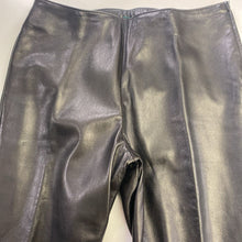 Load image into Gallery viewer, Danier leather pants 4