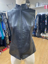 Load image into Gallery viewer, Danier Leather Vest 4