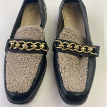 Load image into Gallery viewer, Vince Camuto faux shearling detail loafers 9