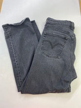 Load image into Gallery viewer, Levis Ribcage Straight 29