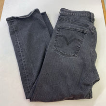 Load image into Gallery viewer, Levis Ribcage Straight 29