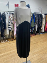 Load image into Gallery viewer, Sympli colour block dress 10