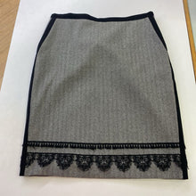 Load image into Gallery viewer, Weekend Max Mara wool skirt 4