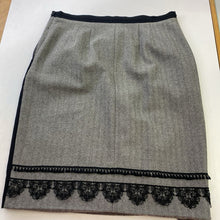 Load image into Gallery viewer, Weekend Max Mara wool skirt 4