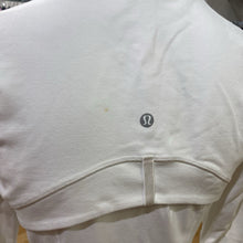 Load image into Gallery viewer, Lululemon sweater 8