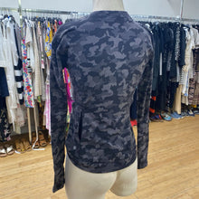 Load image into Gallery viewer, Lululemon front cross top 6