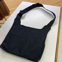Load image into Gallery viewer, Diesel cargo crossbody bag
