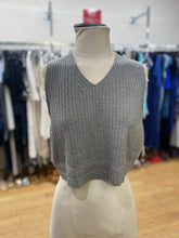 Load image into Gallery viewer, Emanuel Ungaro vintage wool vest M