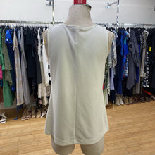 Load image into Gallery viewer, Banana Republic jewelled top M