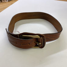 Load image into Gallery viewer, Brave leather belt 28