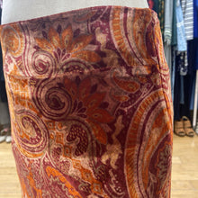 Load image into Gallery viewer, Banana Republic vintage silk/velour skirt 4