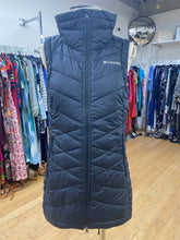 Load image into Gallery viewer, Columbia long quilted vest S