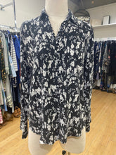 Load image into Gallery viewer, Club Monaco silk top S