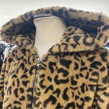 Load image into Gallery viewer, Kensie faux fur jacket M
