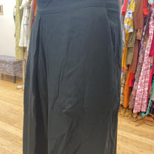 Load image into Gallery viewer, Annie 50 wide leg pants M