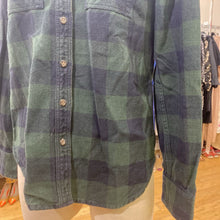 Load image into Gallery viewer, Roots plaid top S