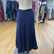 Load image into Gallery viewer, Lauren Ralph Lauren lined silk skirt 4